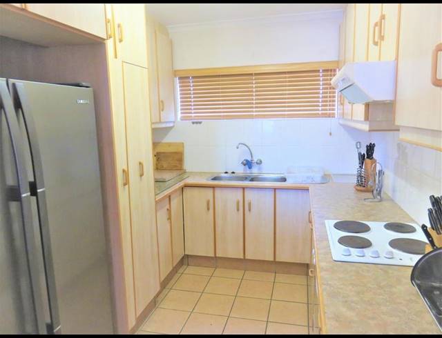 4 BEDROOM HOUSE FOR SALE IN CALYPSO BEACH